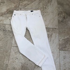 AG white Prima roll up size 28R